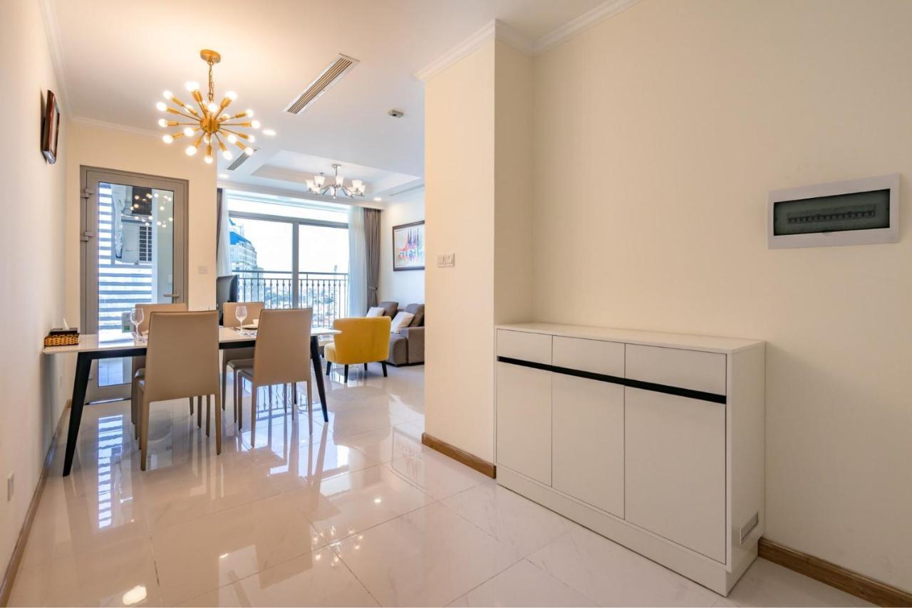 Luxury Vinhomes Central Park Humi Apartment Ho-Chi-Minh-Stadt Exterior foto