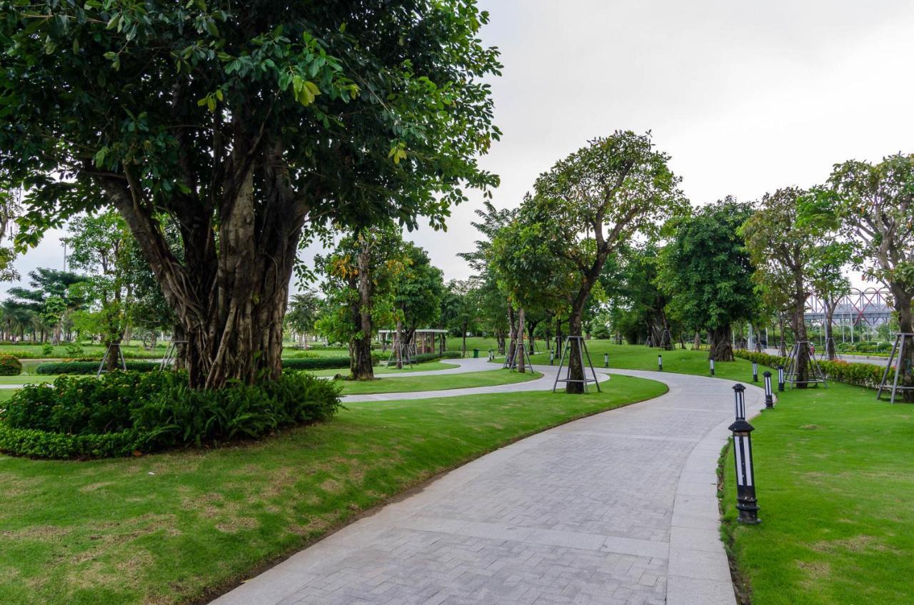 Luxury Vinhomes Central Park Humi Apartment Ho-Chi-Minh-Stadt Exterior foto